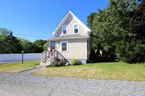 2795 Cranberry Hwy, Wareham, MA 02571