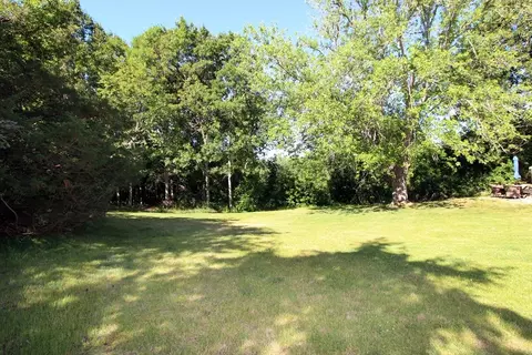 Exterior - 2795 Cranberry Hwy, Wareham, MA 02571 photo 10 of 10