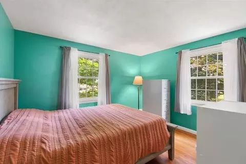Bedroom - 9 Graystone Dr, Danvers, MA 01923 photo 2 of 3