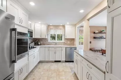 Kitchen - 9 Graystone Dr, Danvers, MA 01923 photo 1 of 3
