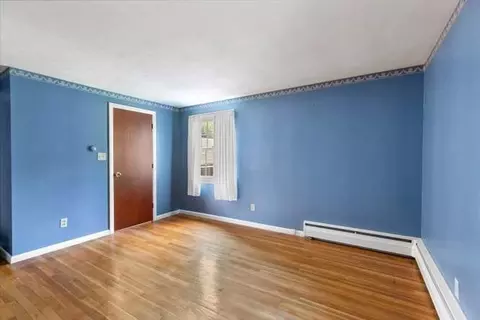 Living - 9 Graystone Dr, Danvers, MA 01923 photo 3 of 4