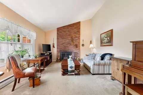 Living - 9 Graystone Dr, Danvers, MA 01923 photo 1 of 4