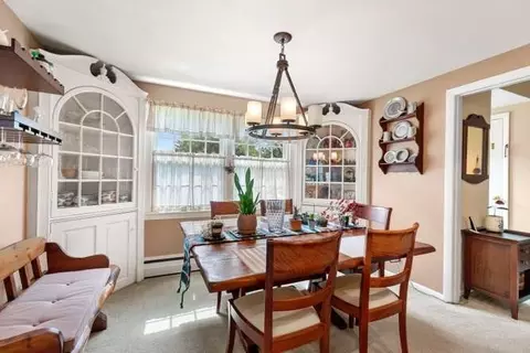 Dining - 9 Graystone Dr, Danvers, MA 01923 photo 1 of 2