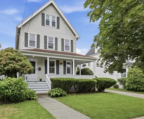 59 Beech Ave, Melrose, MA 02176