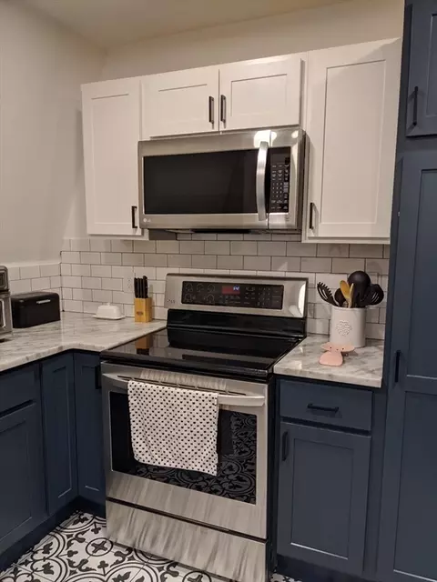 7 Howard Ave, Attleboro, MA 02703 photo 5
