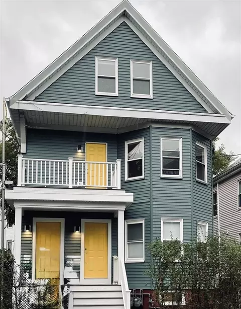 17 Belmont St, Somerville, MA 02143