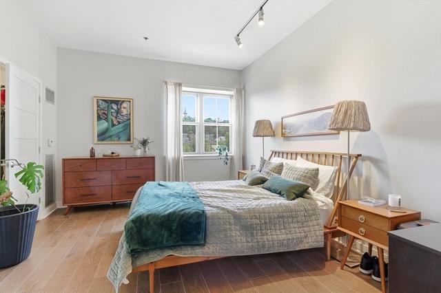 166 Terrace St #PH2, Boston, MA 02120