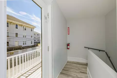 Entry Way - 172 Nashua St, Fall River, MA 02721 photo 4 of 4