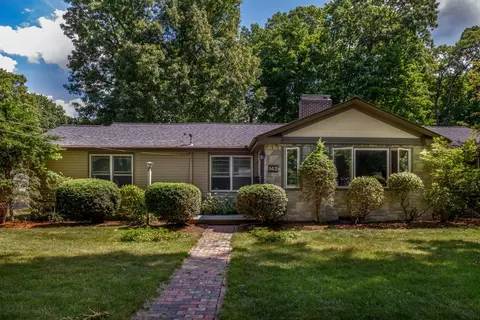 142 Jamieson Rd, Holden, MA 01520