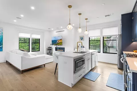 12 Bowdoin Ave #4, Boston, MA 02121