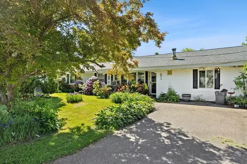 94 Rosemary St, Brockton, MA 02302