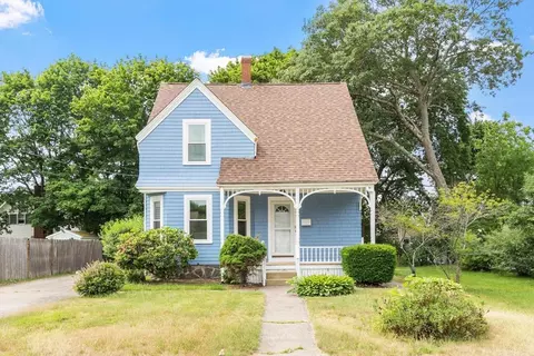 38 Carleton St, Whitman, MA 02382