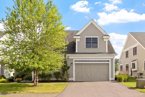 14 Millstone Dr #14, Sherborn, MA 01770