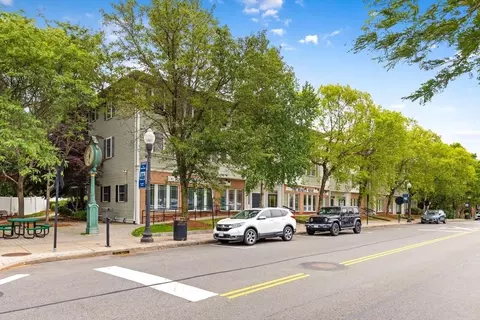 717 Washington St #E, Canton, MA 02021