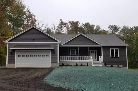 14 Kettle Hill Rd, Uxbridge, MA 01569