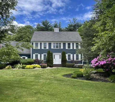 50 Turner Dr, Bridgewater, MA 02324