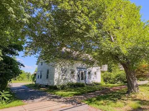 174 Main St, Northfield, MA 01360