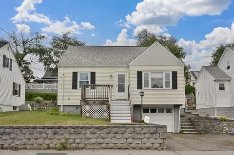155 Ridge Rd, Revere, MA 02151