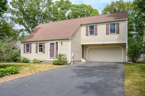 107 Overbrook Dr, Wellesley, MA 02482