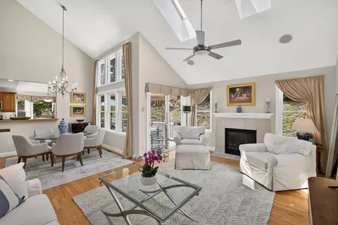 11 Butten Mews #11, Plymouth, MA 02360