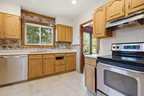 6 Ashburnham Rd, Worcester, MA 01606 photo 6