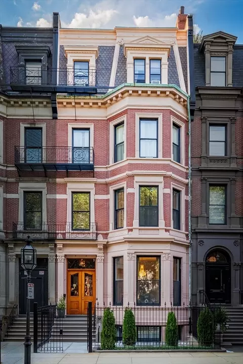 57 Commonwealth Ave, Boston, MA 02116