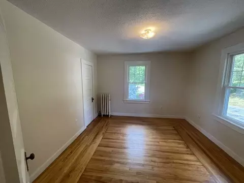 Bedroom - 186 North St, Ware, MA 01082 photo 3 of 4