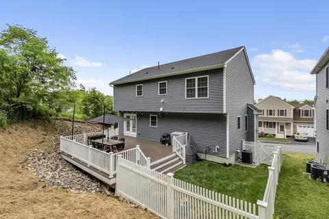 Exterior - 24 Paper Birch Path, Worcester, MA 01605 photo 7 of 7