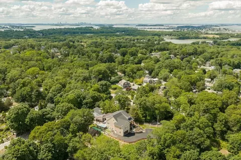View/Area - 7 Laurel St, Hingham, MA 02043 photo 3 of 4