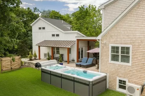 Other - 7 Laurel St, Hingham, MA 02043 photo 1 of 8