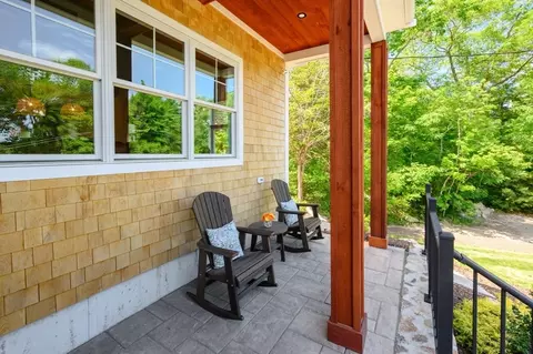 Exterior - 7 Laurel St, Hingham, MA 02043 photo 3 of 9