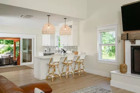Kitchen - 7 Laurel St, Hingham, MA 02043 photo 1 of 6
