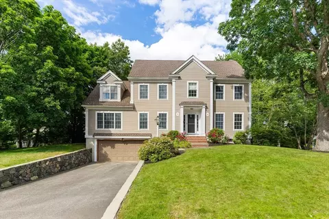 99 Blake Rd, Lexington, MA 02420
