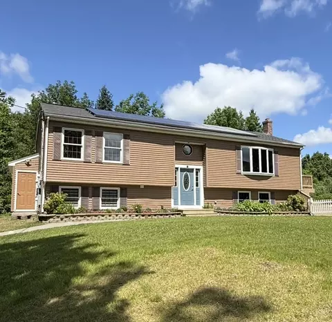 660 Greenfield Rd, Leyden, MA 01301