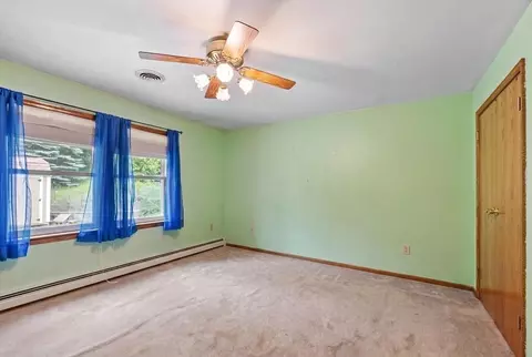 Bedroom - 386 Sherbert Rd, Ashburnham, MA 01430 photo 1 of 5