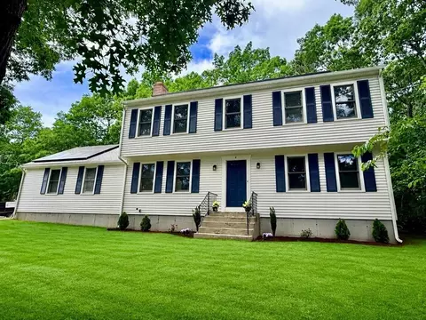 4 Andrew Rd, Sagamore Beach, MA 02562