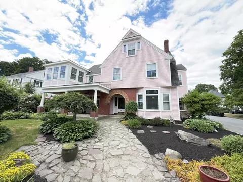 47 Salem St, Haverhill, MA 01835