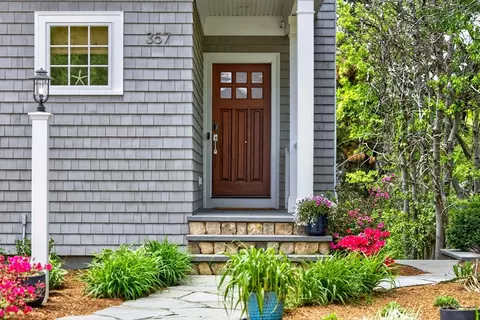 357 Monomoscoy Rd, Mashpee, MA 02649 photo 10