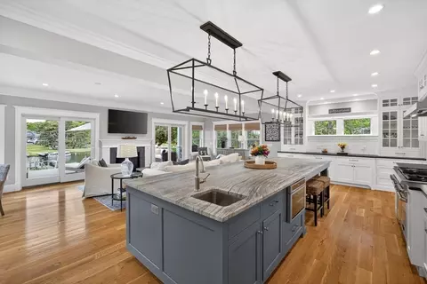 357 Monomoscoy Rd, Mashpee, MA 02649 photo 13