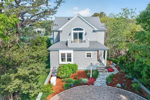 357 Monomoscoy Rd, Mashpee, MA 02649 photo 3