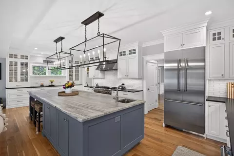 357 Monomoscoy Rd, Mashpee, MA 02649 photo 14