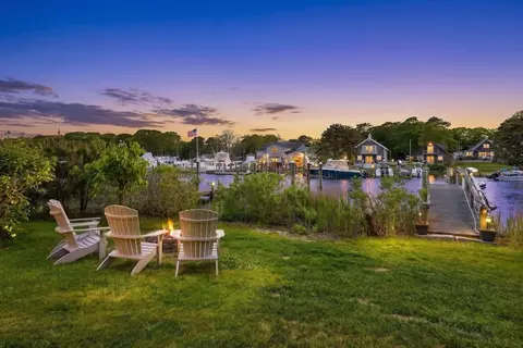 357 Monomoscoy Rd, Mashpee, MA 02649 photo 35