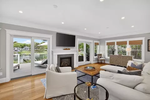 357 Monomoscoy Rd, Mashpee, MA 02649 photo 18