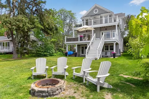 357 Monomoscoy Rd, Mashpee, MA 02649 photo 5
