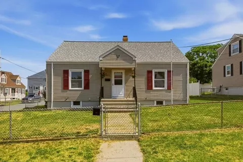 124 Woodman St, Fall River, MA 02724 photo 3