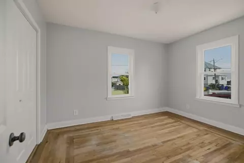 124 Woodman St, Fall River, MA 02724 photo 15