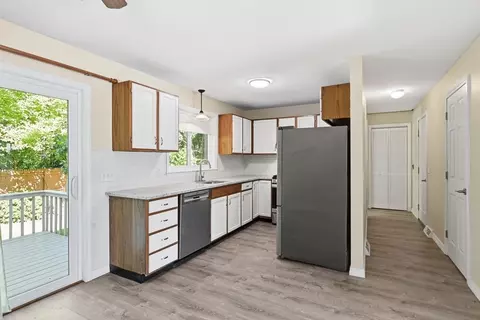 Entry Way - 53 Luden St, Springfield, MA 01118 photo 1 of 1