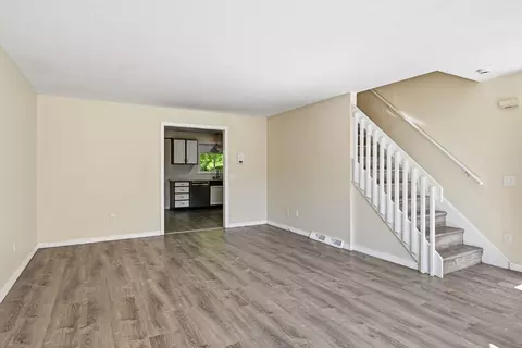 Living - 53 Luden St, Springfield, MA 01118 photo 3 of 4