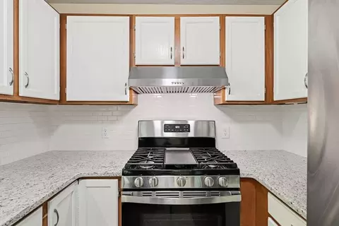 Kitchen - 53 Luden St, Springfield, MA 01118 photo 2 of 2