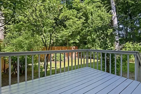 Exterior - 53 Luden St, Springfield, MA 01118 photo 5 of 7